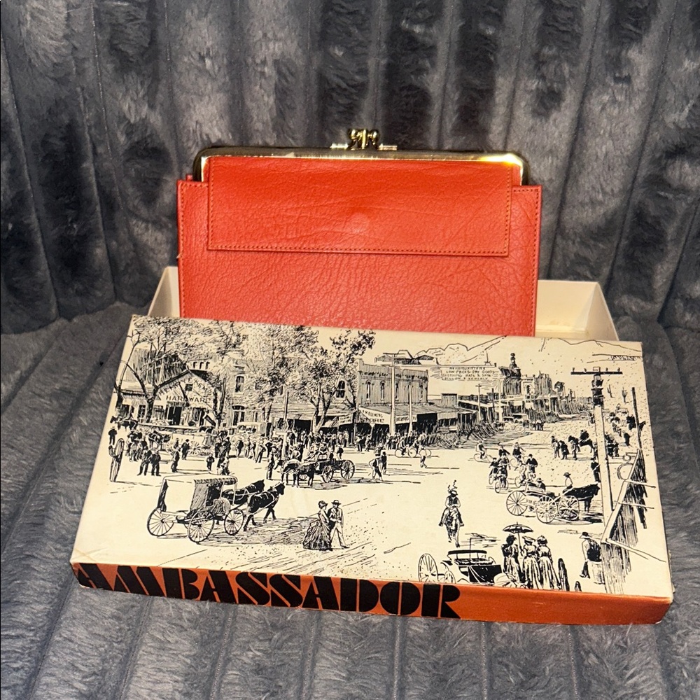 Vintage Ambassador Leather Wallet (burnt orange)